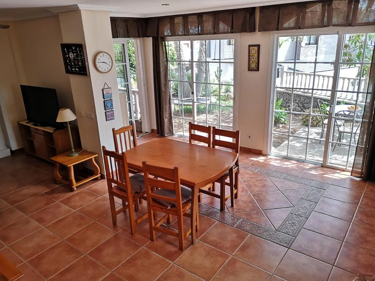 Villa Las Dunas 2 El Medano  El Medano (Tenerife)